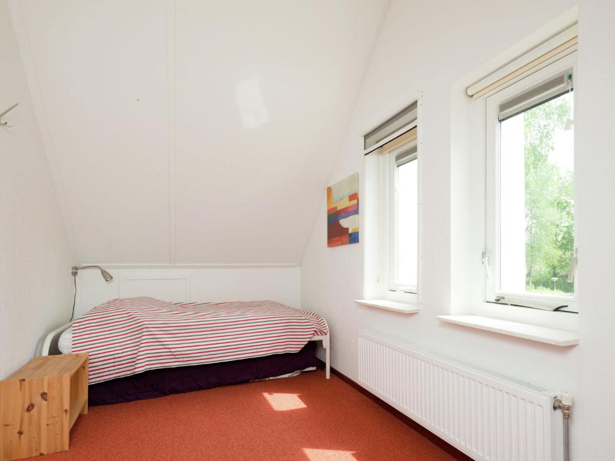 Villa With Spacious Garden Near Heeten Екстериор снимка