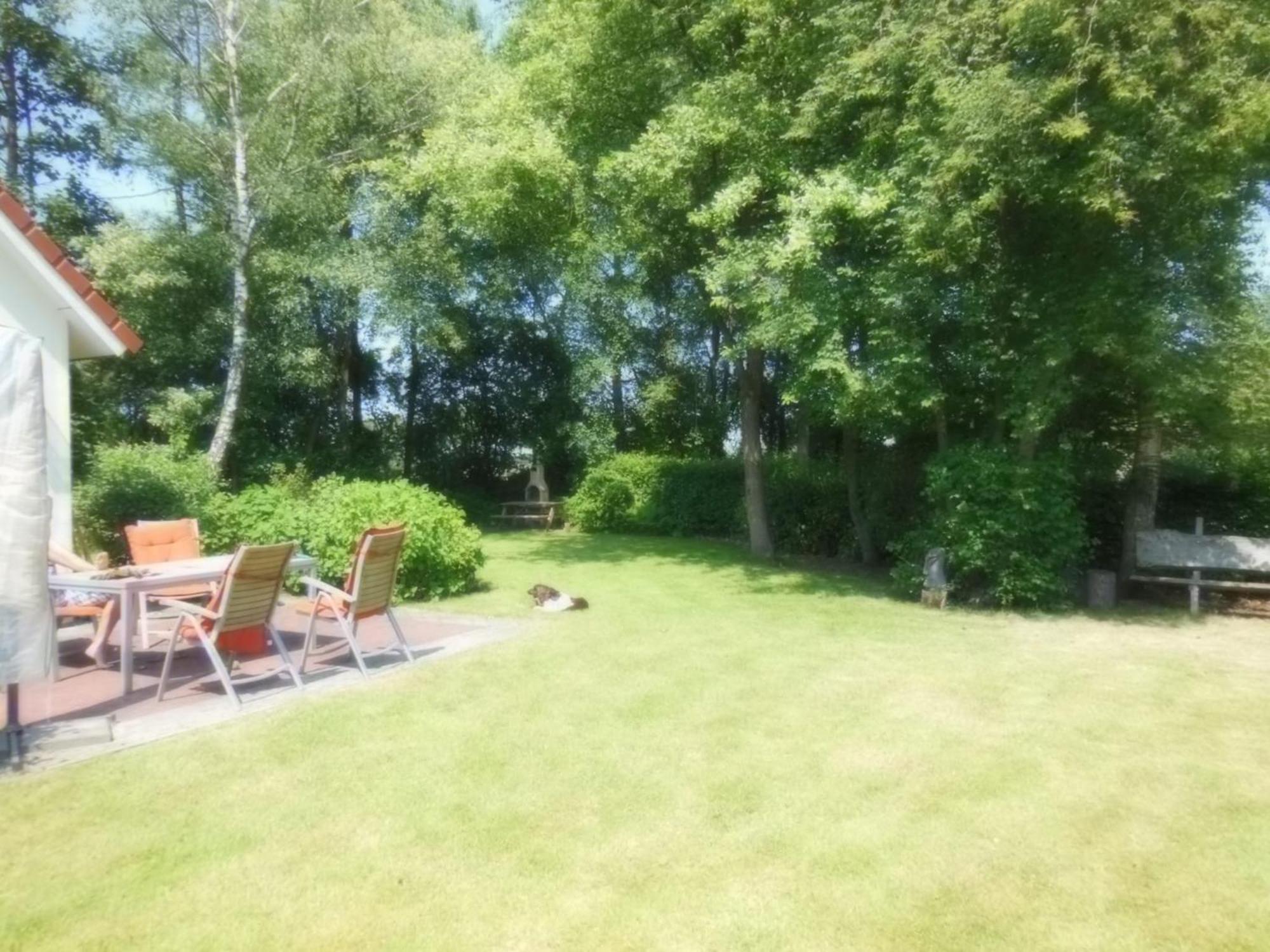 Villa With Spacious Garden Near Heeten Екстериор снимка