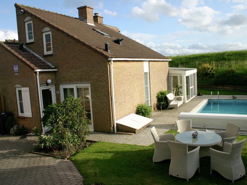 Villa With Spacious Garden Near Heeten Екстериор снимка