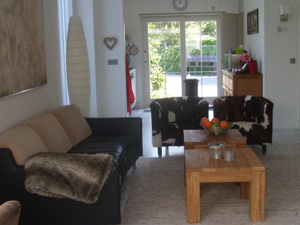 Villa With Spacious Garden Near Heeten Екстериор снимка